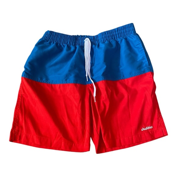Chubbies Men's Classic Swim Trunks Red and Blue Shorts Size Medium 7” Inseam NEW - Picture 1 of 7